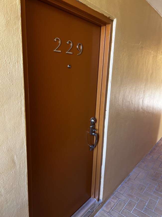 Building Photo - 9300 W Flagler St