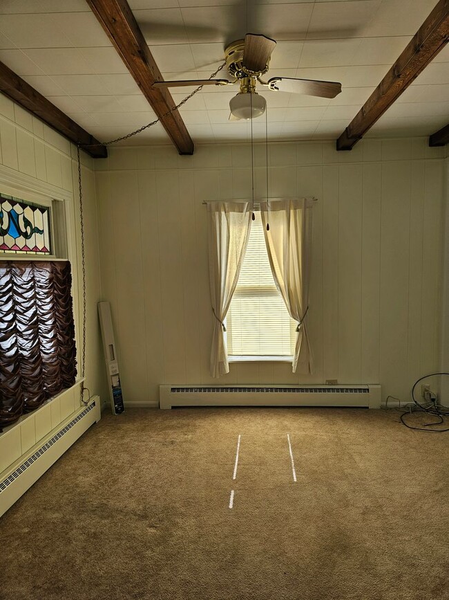 Building Photo - One Bed One Bath House