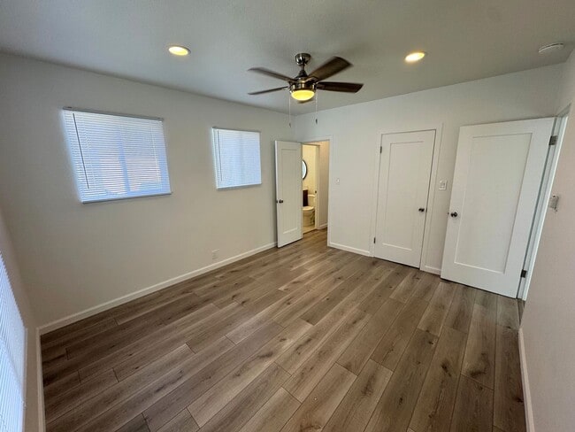 Building Photo - 453-457 Hurst Ave