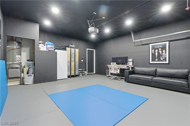 Building Photo - 11063 Pegasus Dr