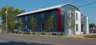 Building Photo - 504 E Butler Ct