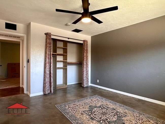 Building Photo - AVAILABLE NOW