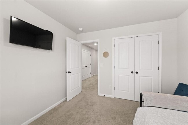 Building Photo - 2538 Polaris Way SW