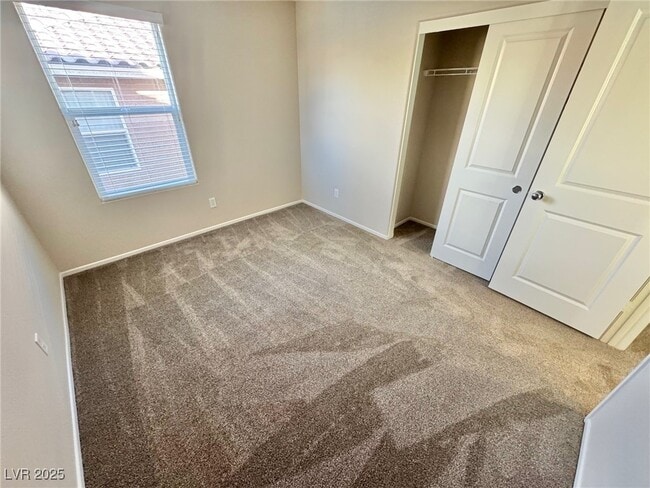 Building Photo - 9413 Sweetwood Ave