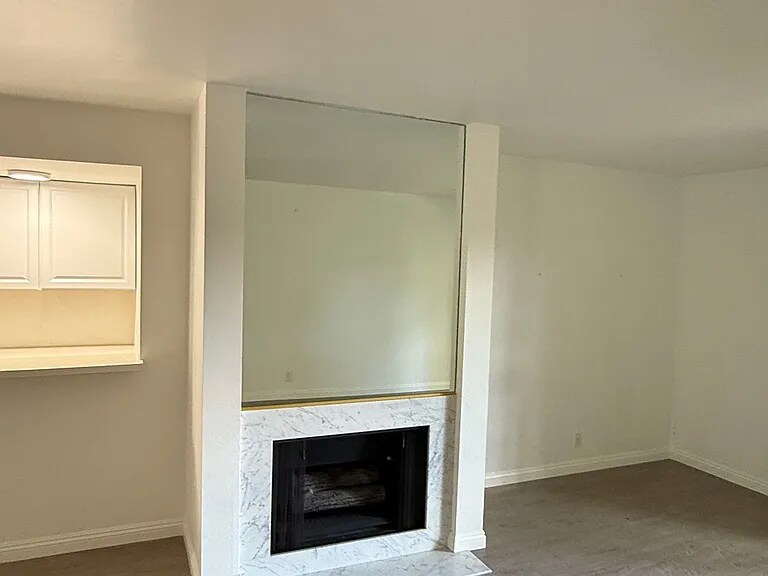 Building Photo - 5718 Ravenspur Dr