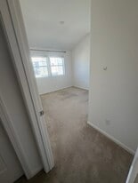 Building Photo - 5776 Sterling St