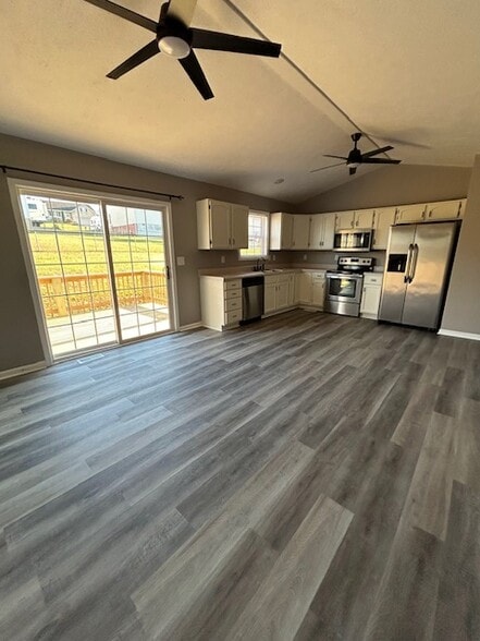 Kitchen - 230 Clover Cir