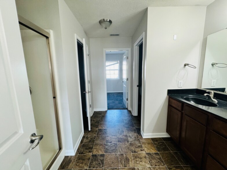 Building Photo - 13255 Minden Dr