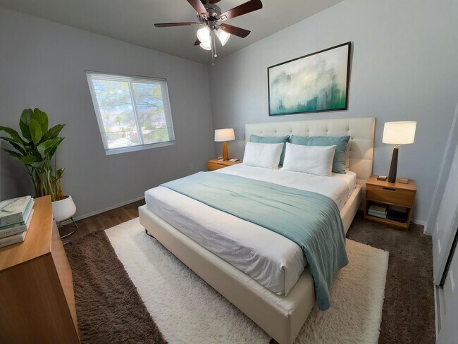 Building Photo - Beautiful eastside location