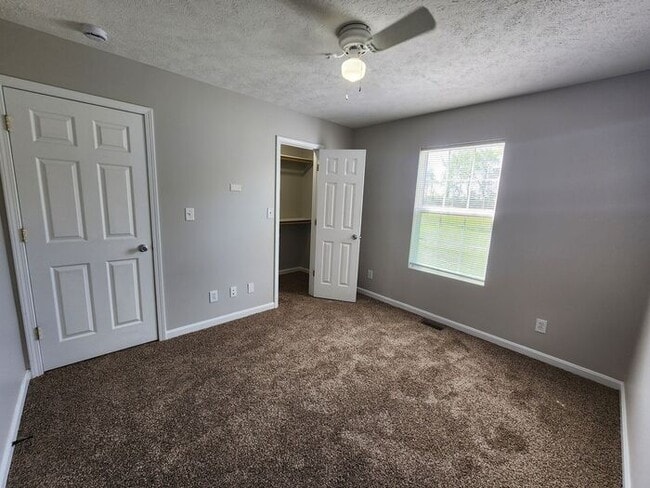 Building Photo - 50% Off The Security Deposit for Qualified Applicants On This Large 5 Bedroom, 2 Bathroom Eastsid...