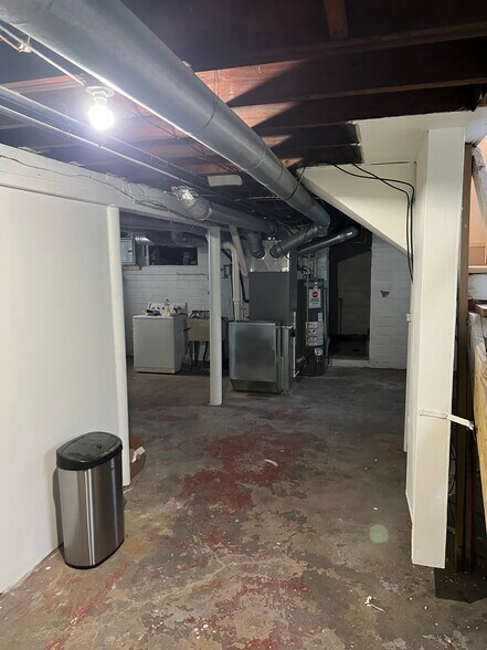 Building Photo - 3602 W 148th St