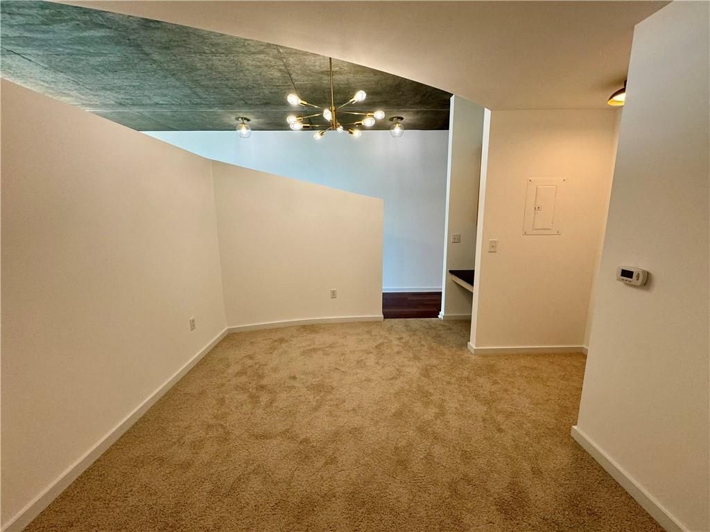 Building Photo - 3324 Peachtree Rd