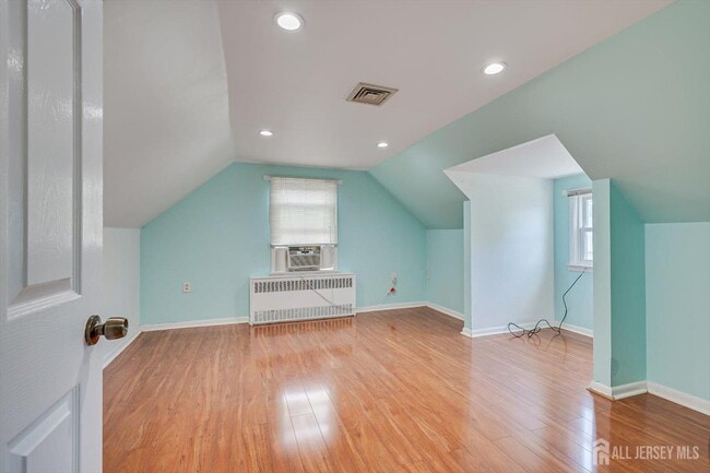 Building Photo - 111 Sonora Ave