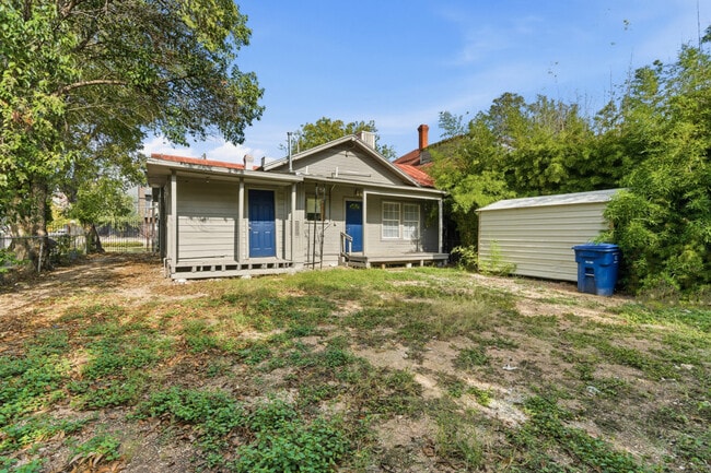 Building Photo - 314 W Cevallos