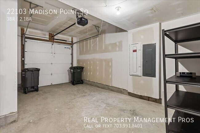 Building Photo - 22103 Madison Pt Sq