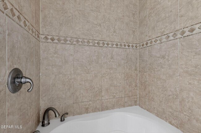 Building Photo - 1509 Lost Padre Mine Dr