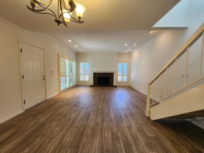 Building Photo - Redwood city townhouse