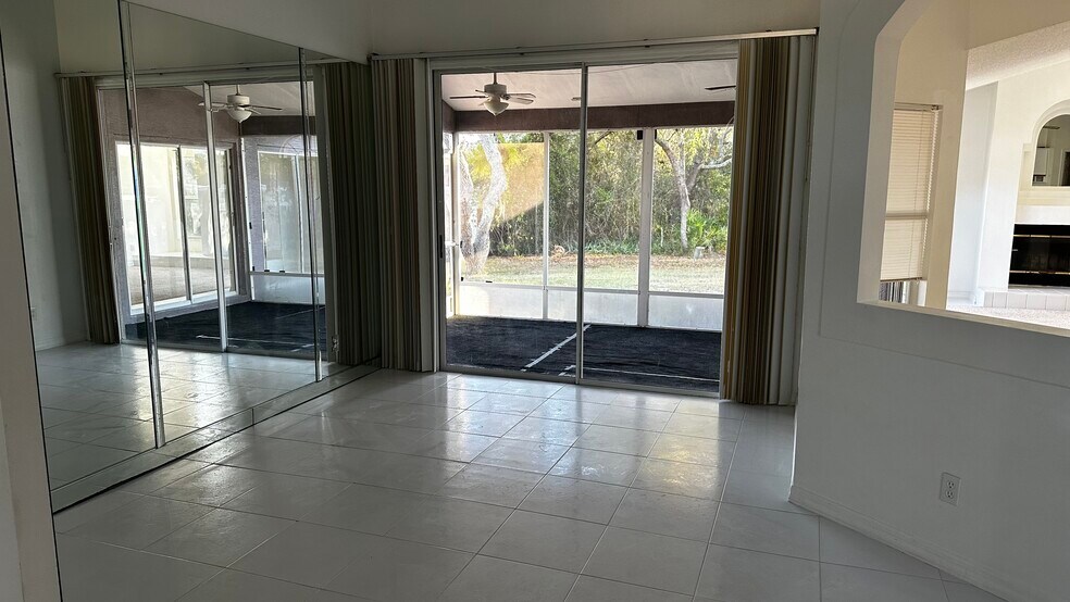 Building Photo - 5749 Cactus Cir