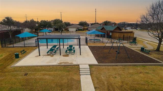 Building Photo - 2345 Graystone Dr