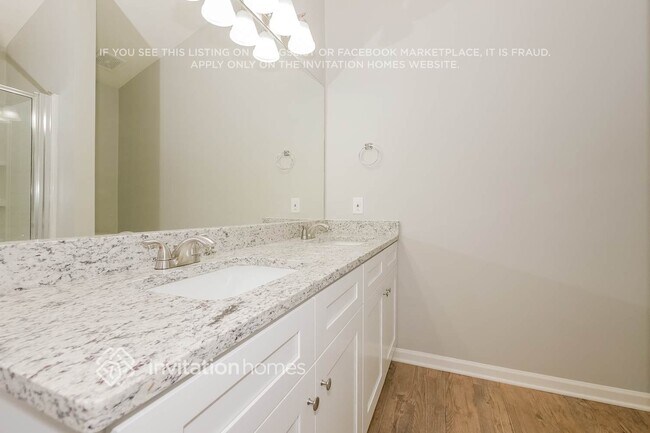 Building Photo - 71 Bellaire Ln