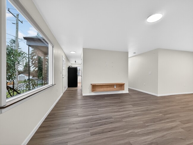 Building Photo - 12705 Evanston Ave N