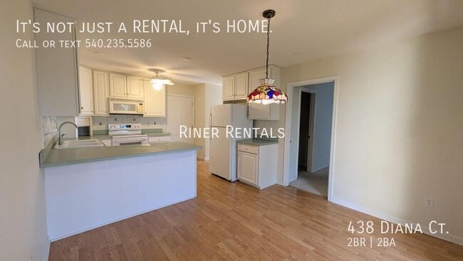 Building Photo - 438 Diana Ct