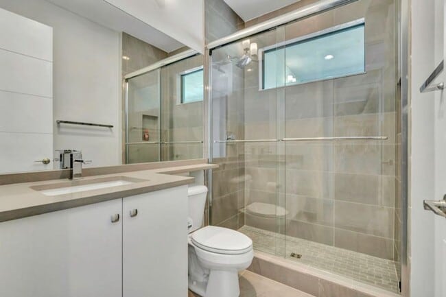 Building Photo - 17081 Five Waters Ave