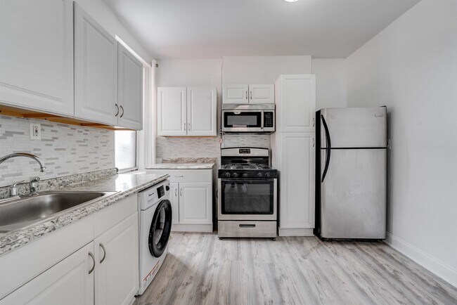 Building Photo - 103 Westover Pl