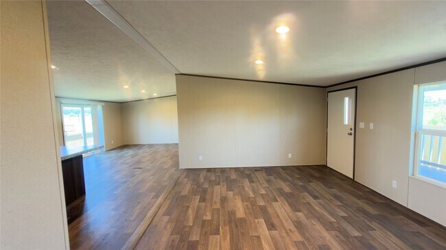 Building Photo - 7173 Rd 5878