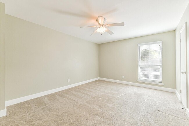 Building Photo - 14723 Barryknoll Ln