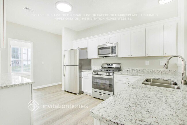 Building Photo - 6757 Clearstream Way
