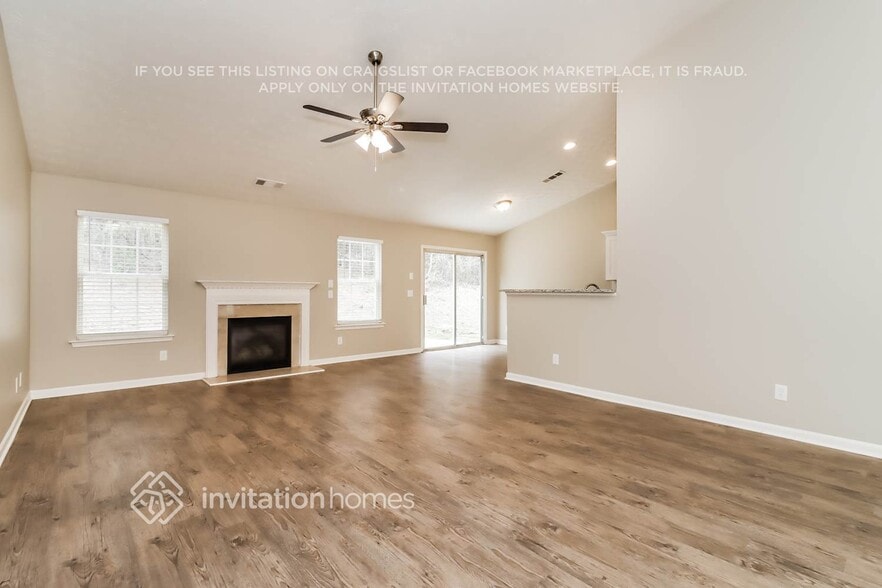 Building Photo - 236 Bridgestone Ln