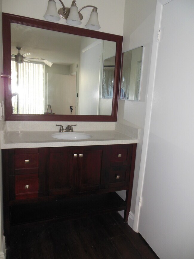 Building Photo - ONE BEDROOM ONE BATHROOM! WATERFRONT COMMUNITY!