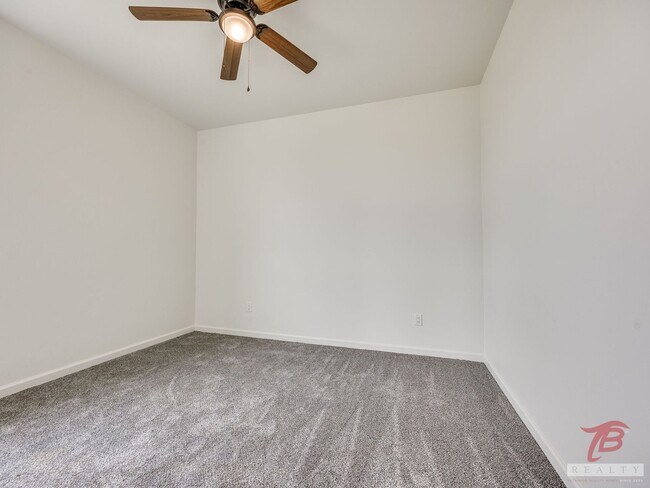 Building Photo - 1321 Chisholm Trail