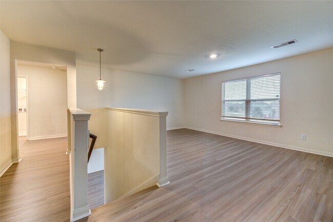 Building Photo - 3001 Iron Woods Dr