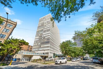 Building Photo - 345 W Fullerton Pkwy