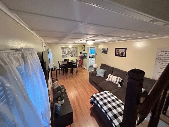 Building Photo - 249 Brayton Rd