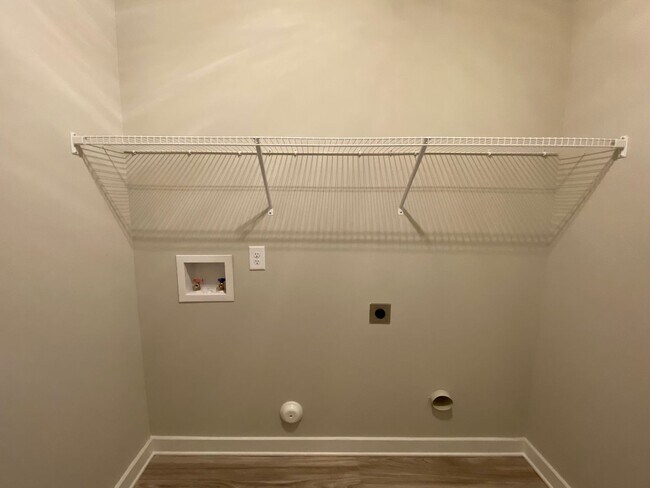 Building Photo - Home for Rent in Jemison, AL!