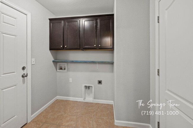 Building Photo - 6591 Watusi Rd