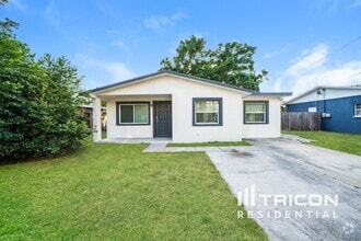 Building Photo - 1610 N Lois Ave