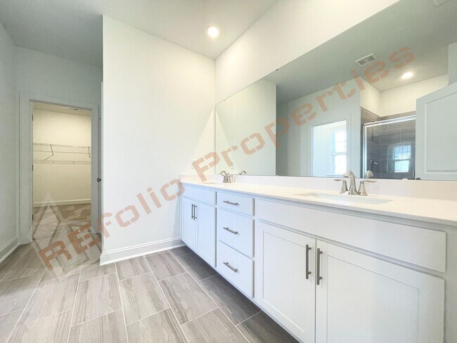 Building Photo - 709 Hardin Hill Lane