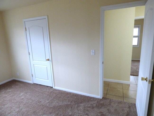 Building Photo - 1311 Edenton Dr