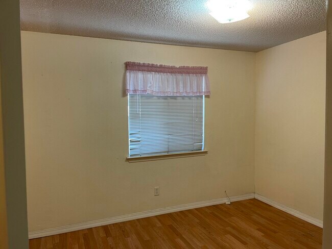 Building Photo - 3057 Manny Aguilera Dr