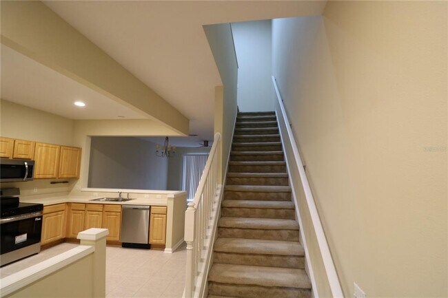 Building Photo - 4866 Pond Ridge Dr