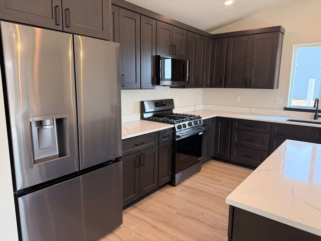 Building Photo - 6204 Ballantree Ln