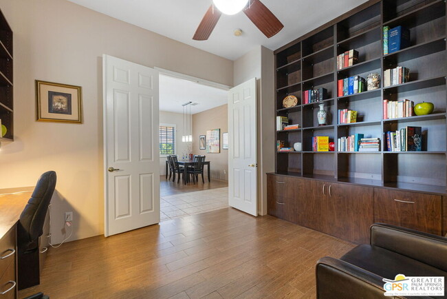 Building Photo - 40870 Avenida Rosario