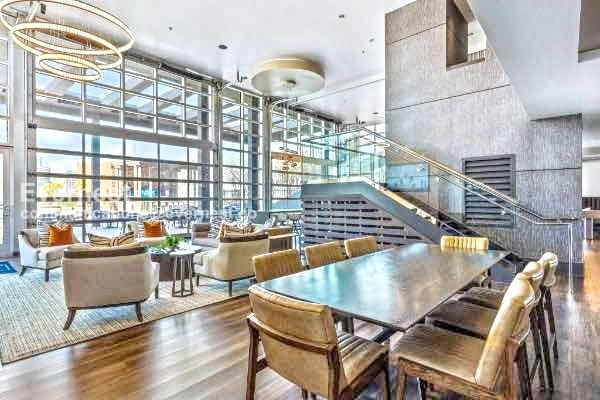 Building Photo - Modern 1-Bedroom Condo with City Views in Prime Nashville Location / Available Now!