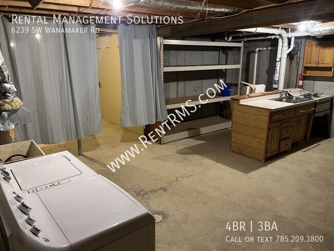 Building Photo - 6239 SW Wanamaker Rd