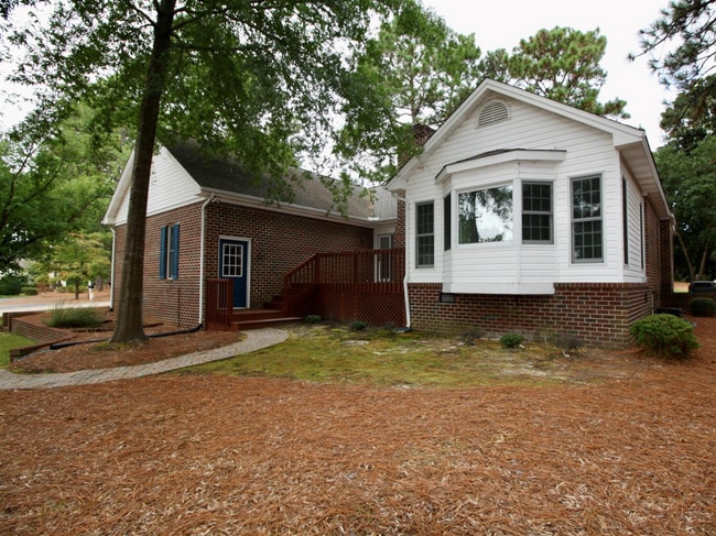 Building Photo - 163 Hunter Trail