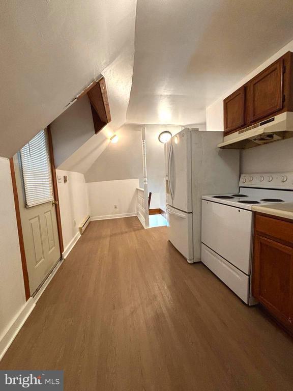 Building Photo - 225 S Delsea Dr